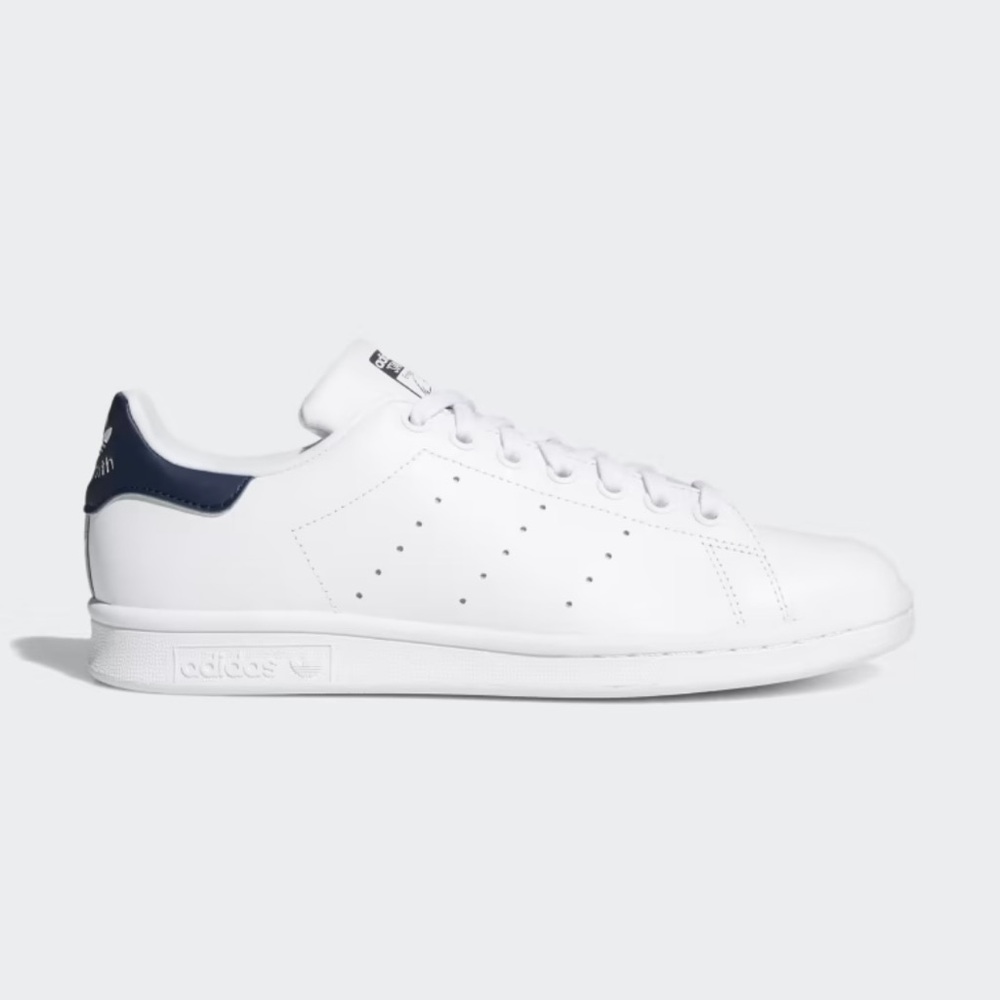 NWT Adidas White and Blue Sneakers Classic Design